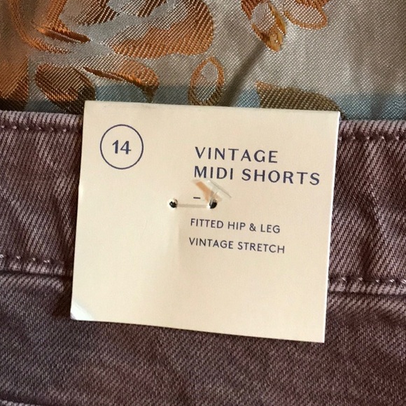 NWT Universal Threads Vintage Midi Stretch frayed hem shorts fitted hip … - Picture 8 of 9